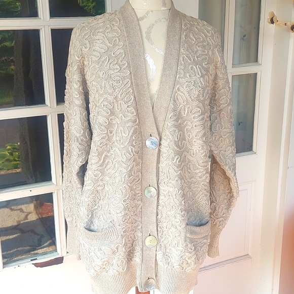 Donna Karan Vintage Long Neutral Deep-V Woven Rayon Cardigan with Pearls… - Picture 1 of 7